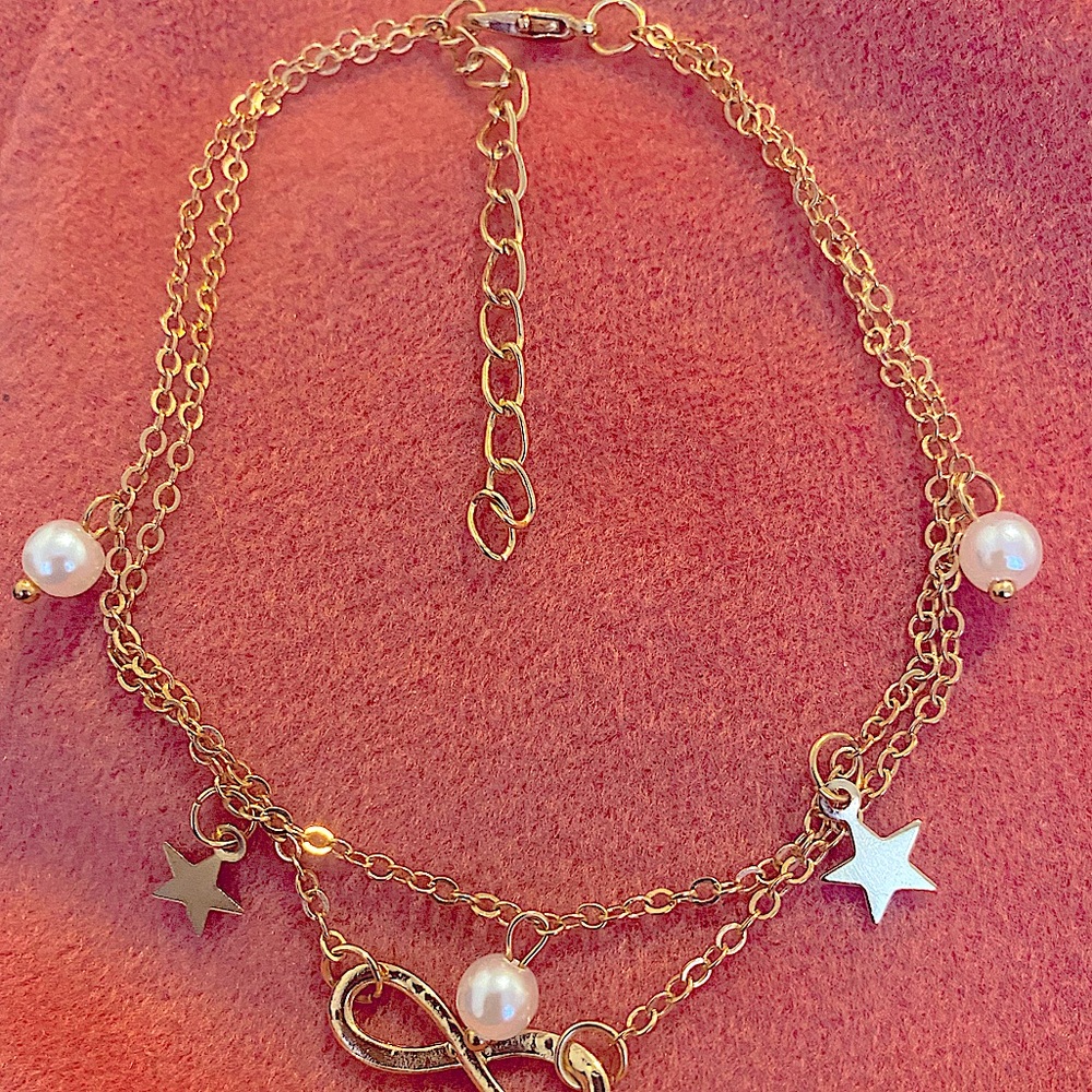 Beautiful bracelet or anklet chain(gold in colour)